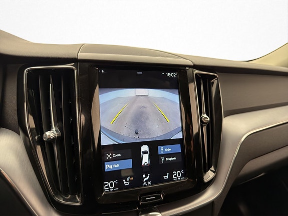 Volvo XC60 18 of 30