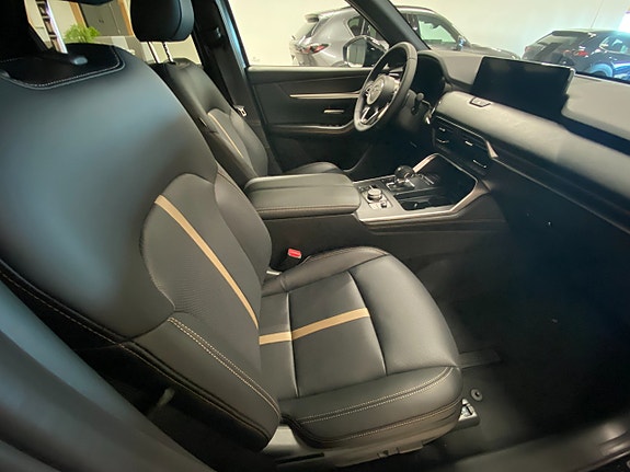 Mazda CX-60 16 of 19