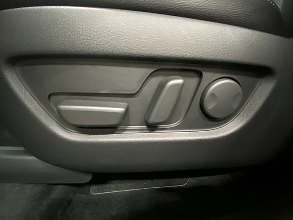 Mazda CX-60 8 of 19