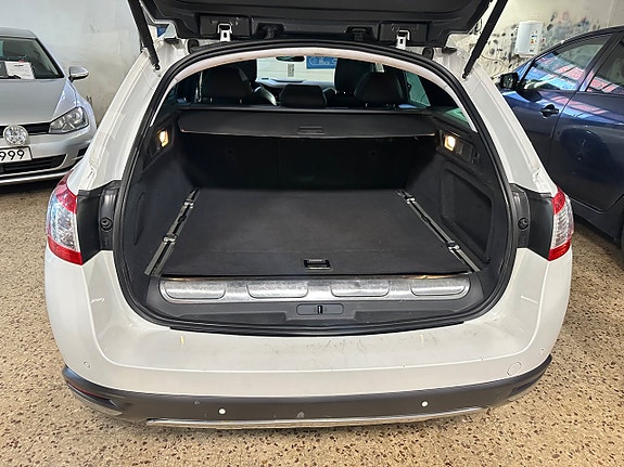Peugeot 508 RXH 12 of 13