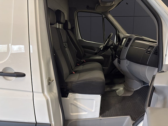 Volkswagen Crafter 35 11 of 25