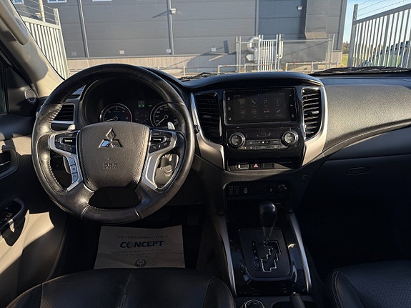 Mitsubishi L200 11 of 16