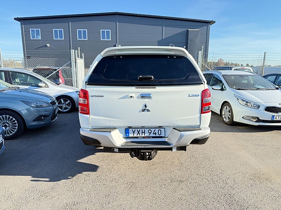 Mitsubishi L200 16 of 16