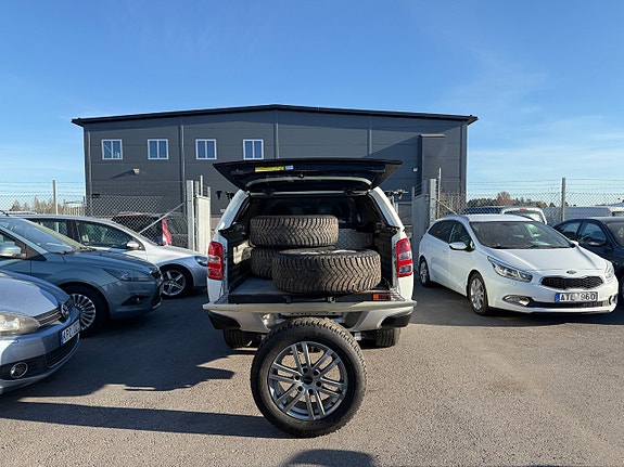 Mitsubishi L200 15 of 16