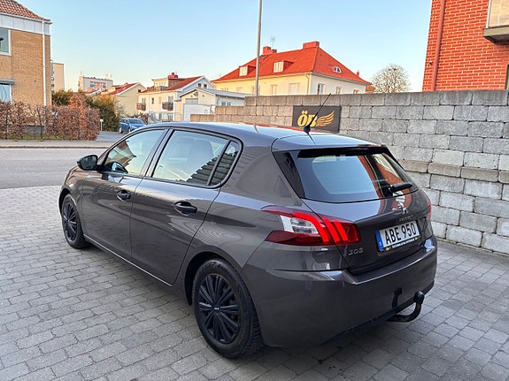 Peugeot 308 9 of 30