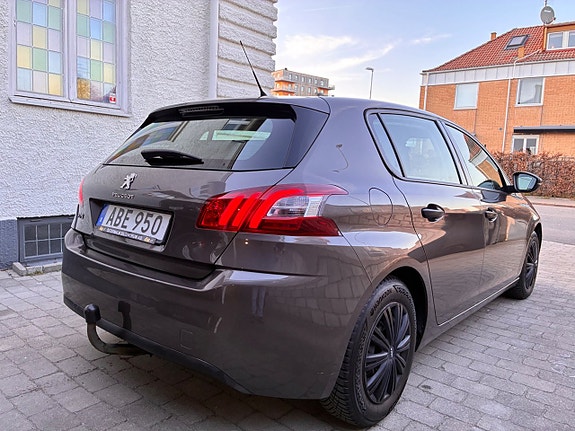Peugeot 308 14 of 30