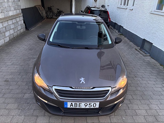 Peugeot 308 7 of 30