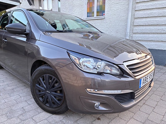 Peugeot 308 6 of 30