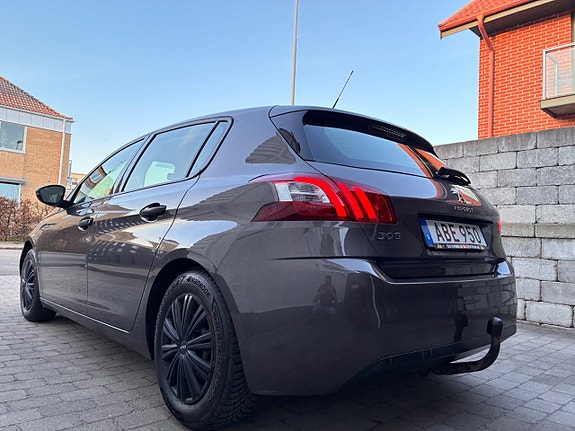 Peugeot 308 11 of 30