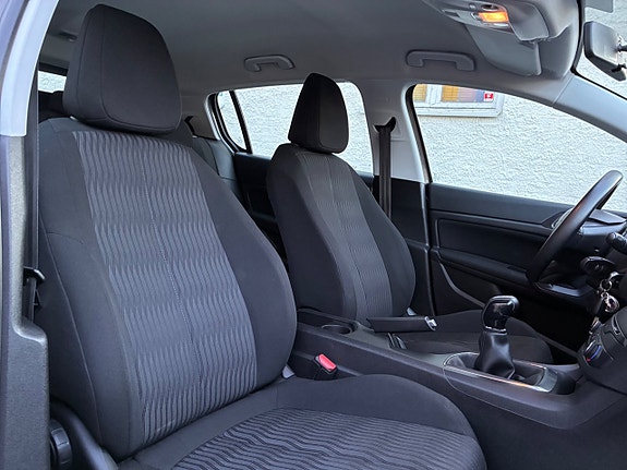 Peugeot 308 25 of 30