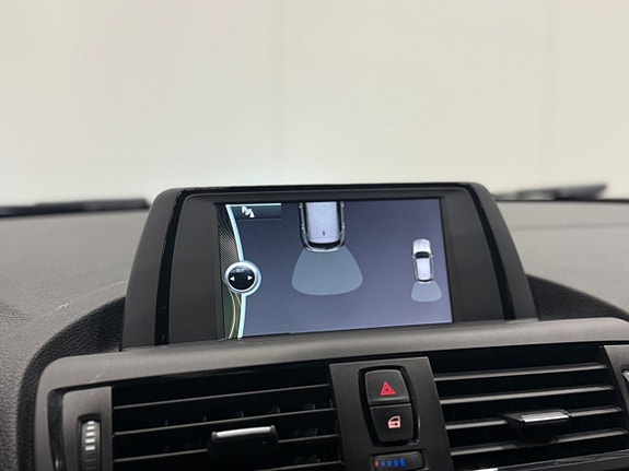 BMW 120d 16 of 18