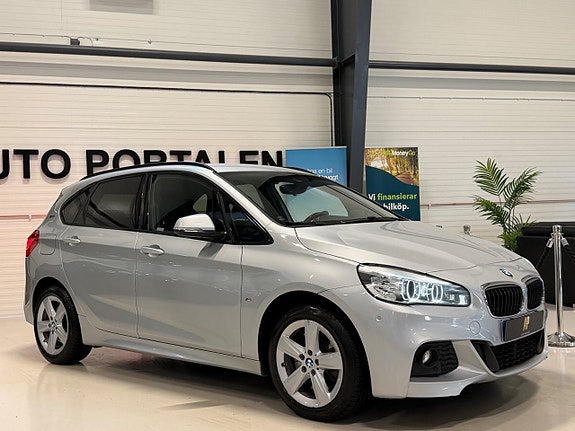 BMW 225xe 2 of 26