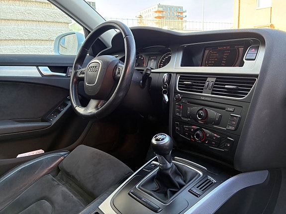 Audi A4 21 of 30