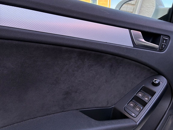 Audi A4 25 of 30
