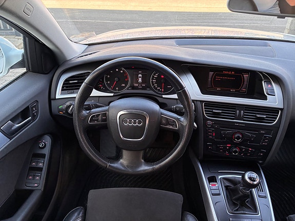 Audi A4 19 of 30
