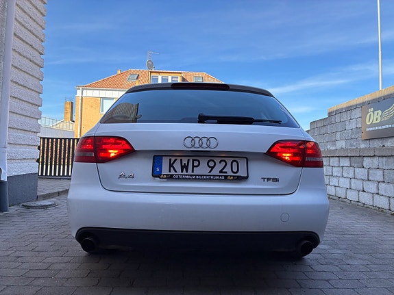Audi A4 17 of 30