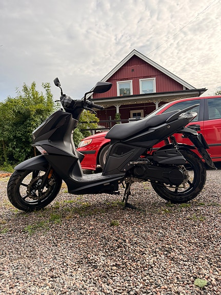 Kymco Super 8R 50i 4 of 4