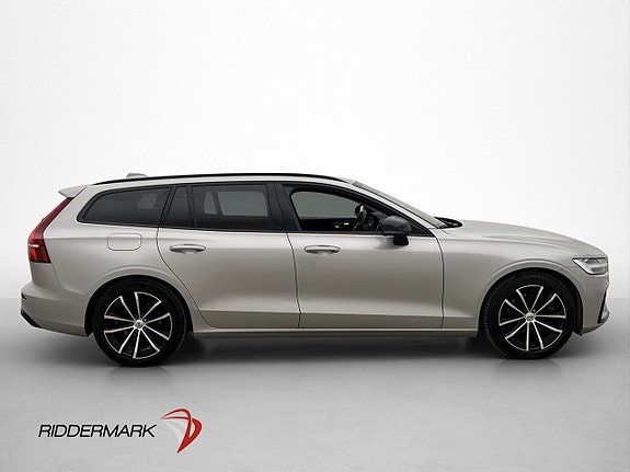 Volvo V60 4 of 5