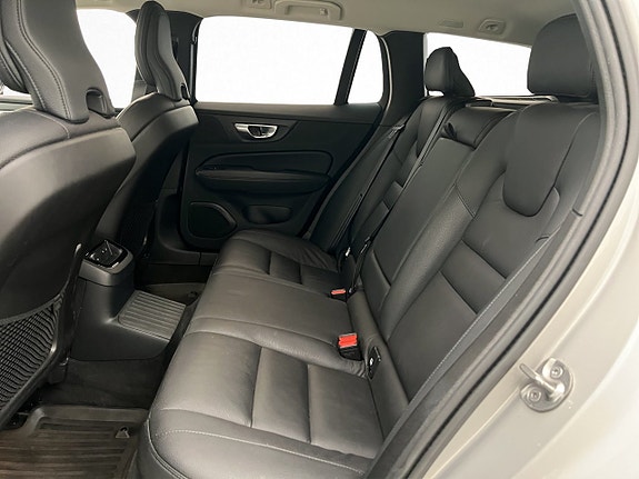 Volvo V60 28 of 30