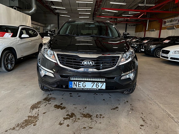 Kia Sportage 2 of 12