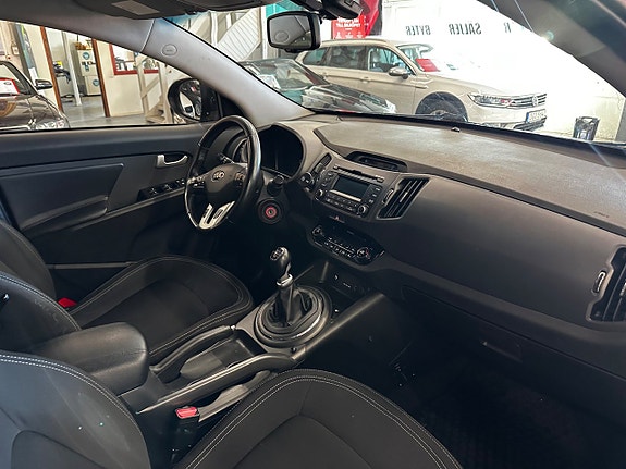 Kia Sportage 10 of 12