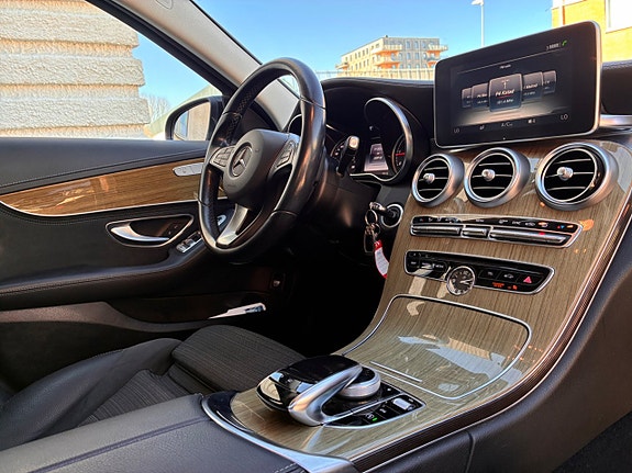 Mercedes-Benz C220 d 22 of 30