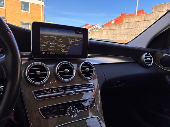 Mercedes-Benz C220 d 24 of 30