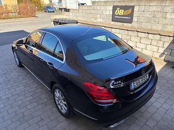 Mercedes-Benz C220 d 11 of 30