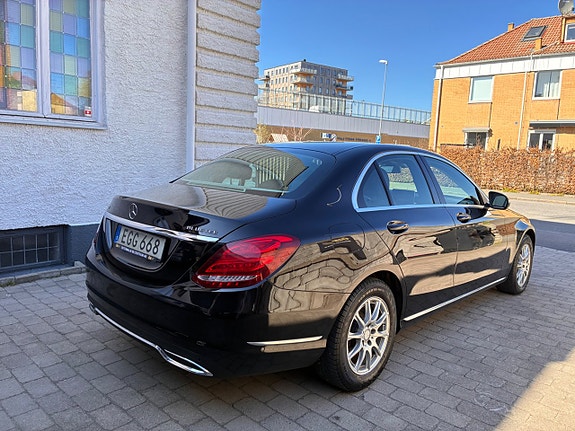 Mercedes-Benz C220 d 13 of 30