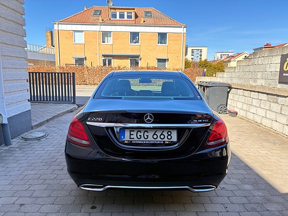 Mercedes-Benz C220 d 16 of 30