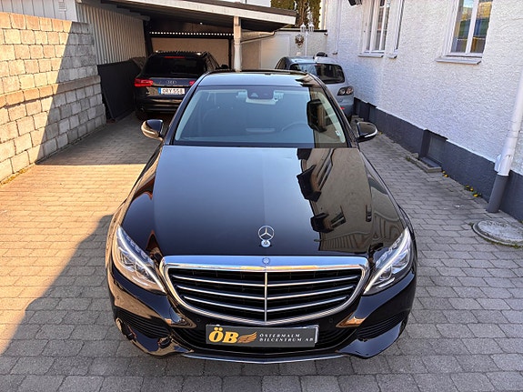 Mercedes-Benz C220 d 8 of 30