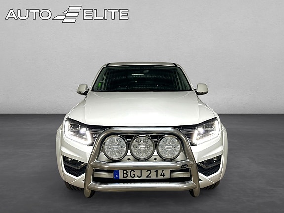 Volkswagen Amarok 14 of 26