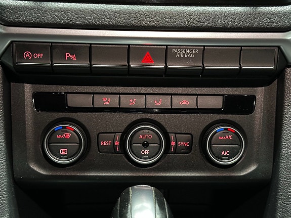 Volkswagen Amarok 21 of 26