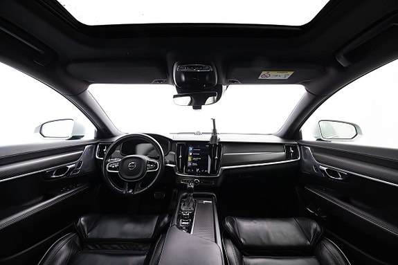 Volvo S90 13 of 28