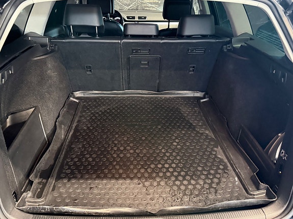 Volkswagen Passat Alltrack 25 of 25