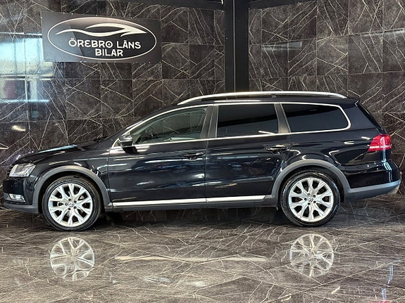 Volkswagen Passat Alltrack 13 of 25
