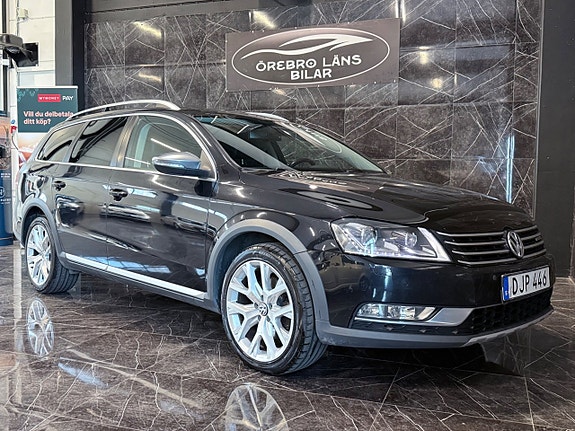 Volkswagen Passat Alltrack 3 of 5