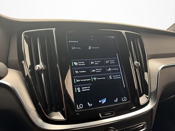 Volvo S60 22 of 30