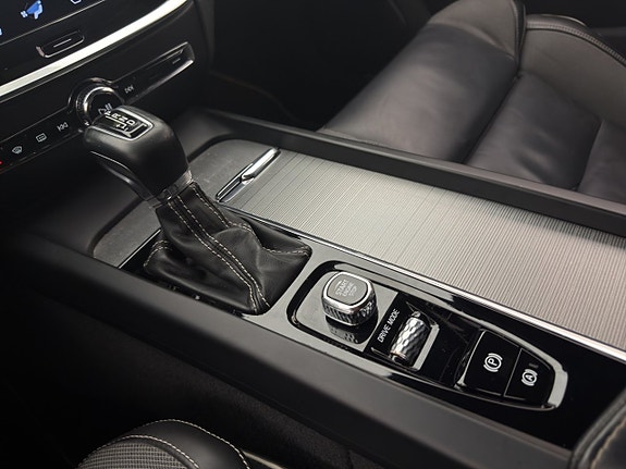 Volvo S60 24 of 30