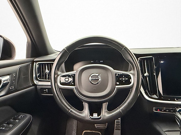 Volvo S60 10 of 30