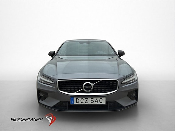 Volvo S60 2 of 5