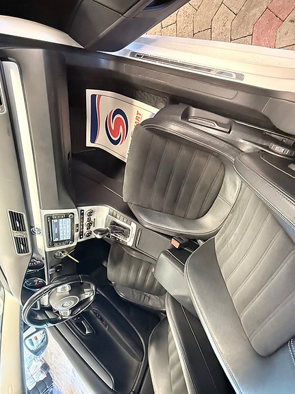 Volkswagen CC 14 of 14