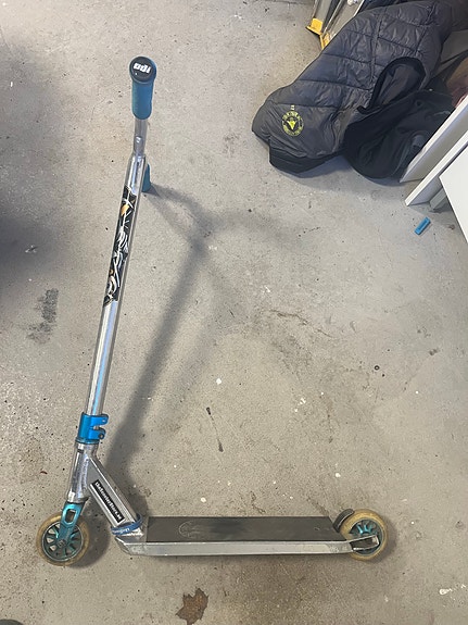 Product image 2 of 7