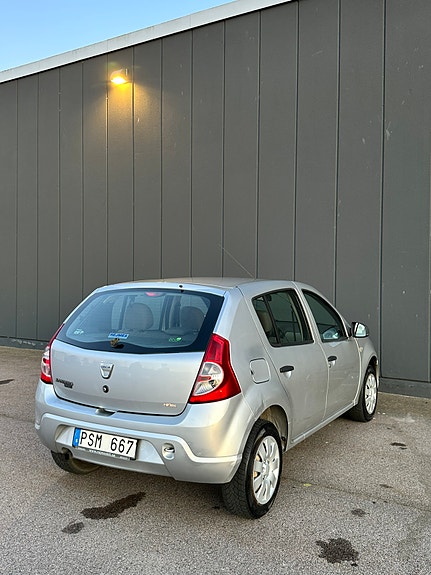 Dacia Sandero 6 of 15
