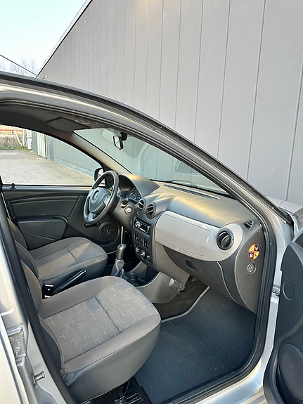 Dacia Sandero 13 of 15