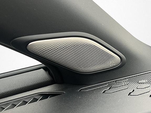 Toyota C-HR 14 of 30