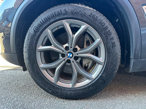 BMW X5 25 of 25