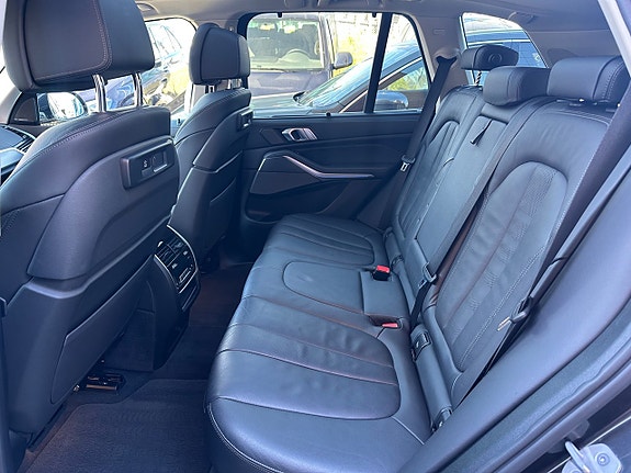 BMW X5 11 of 25
