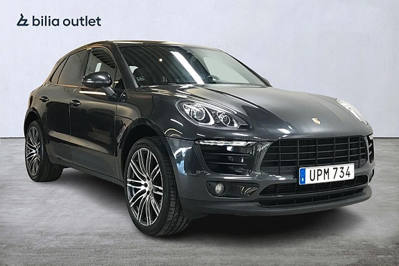 Porsche Macan 4 of 5