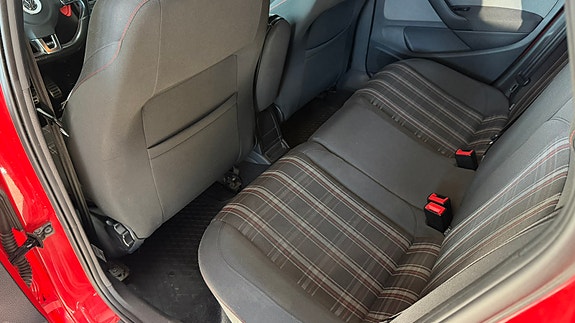 Volkswagen Polo 17 of 18
